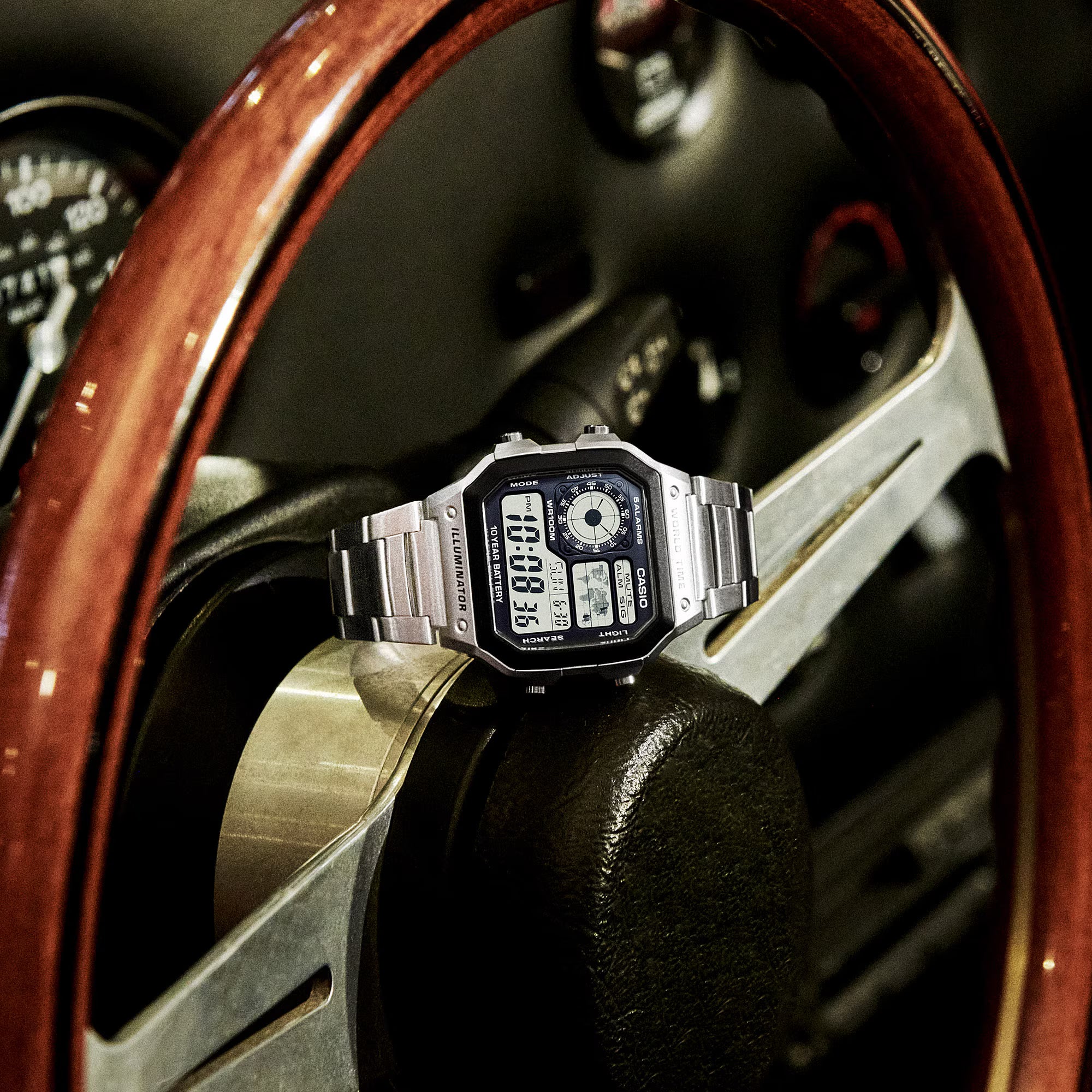 Reloj Casio AE-1200WHD-1AVCF