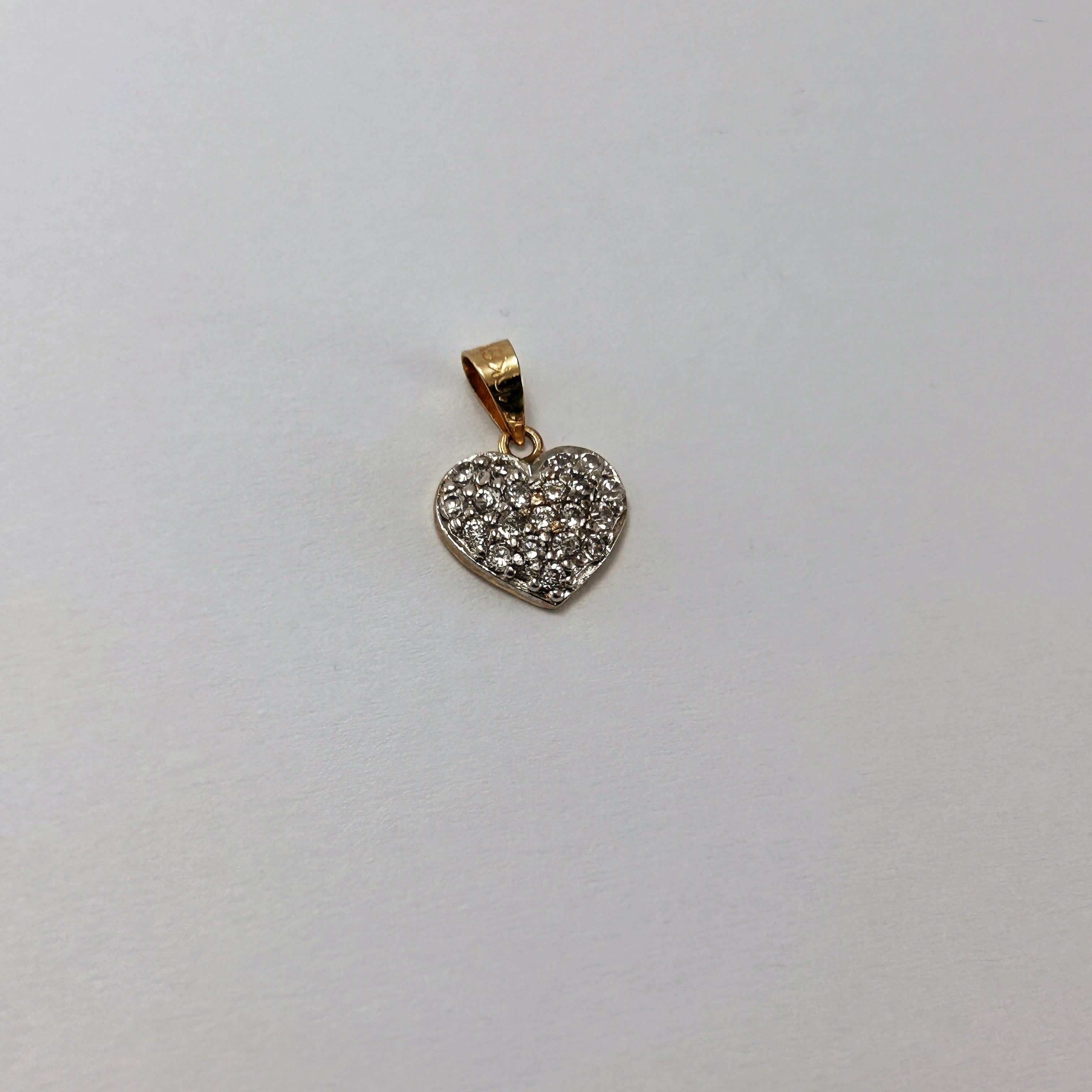 Dije 10k Corazón Circonias 9x10mm