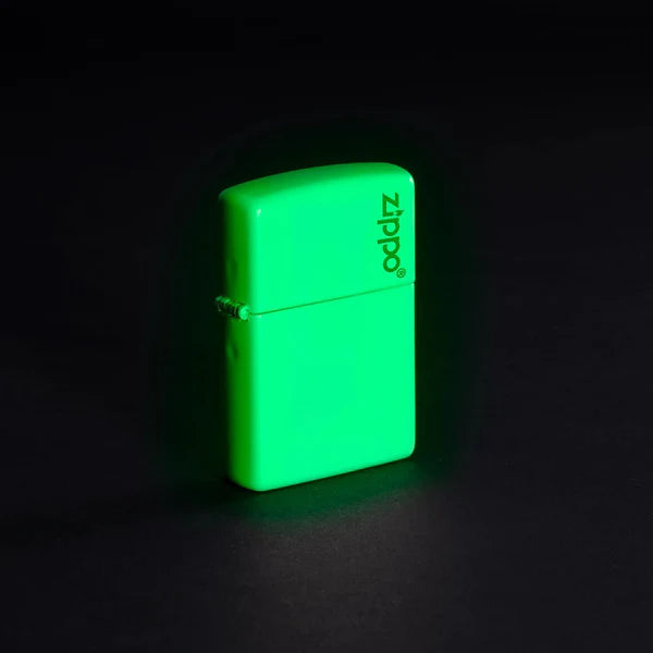 Encendedor Zippo Classic Glow In The Dark Zippo Logo MZ49193-ZL
