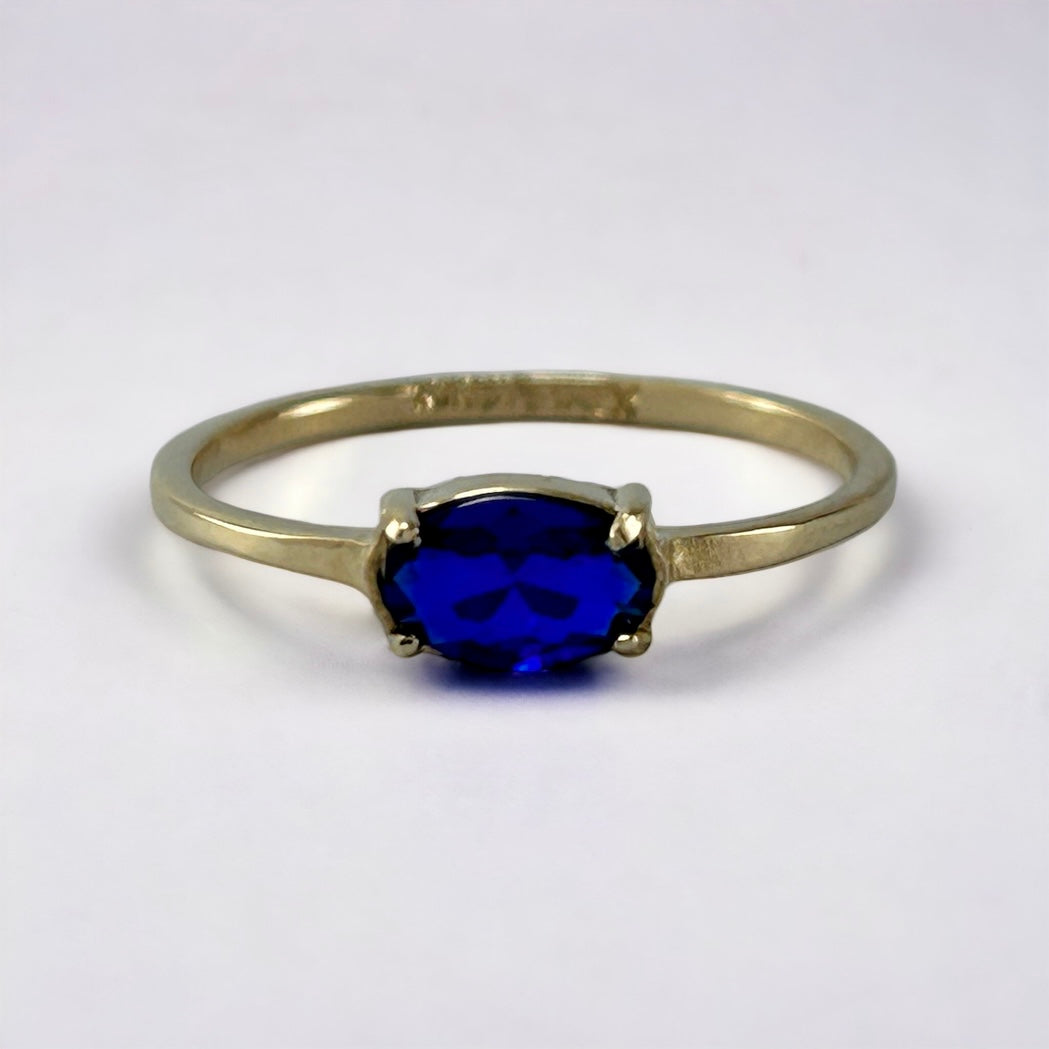 Anillo 10k Piedra color azul
