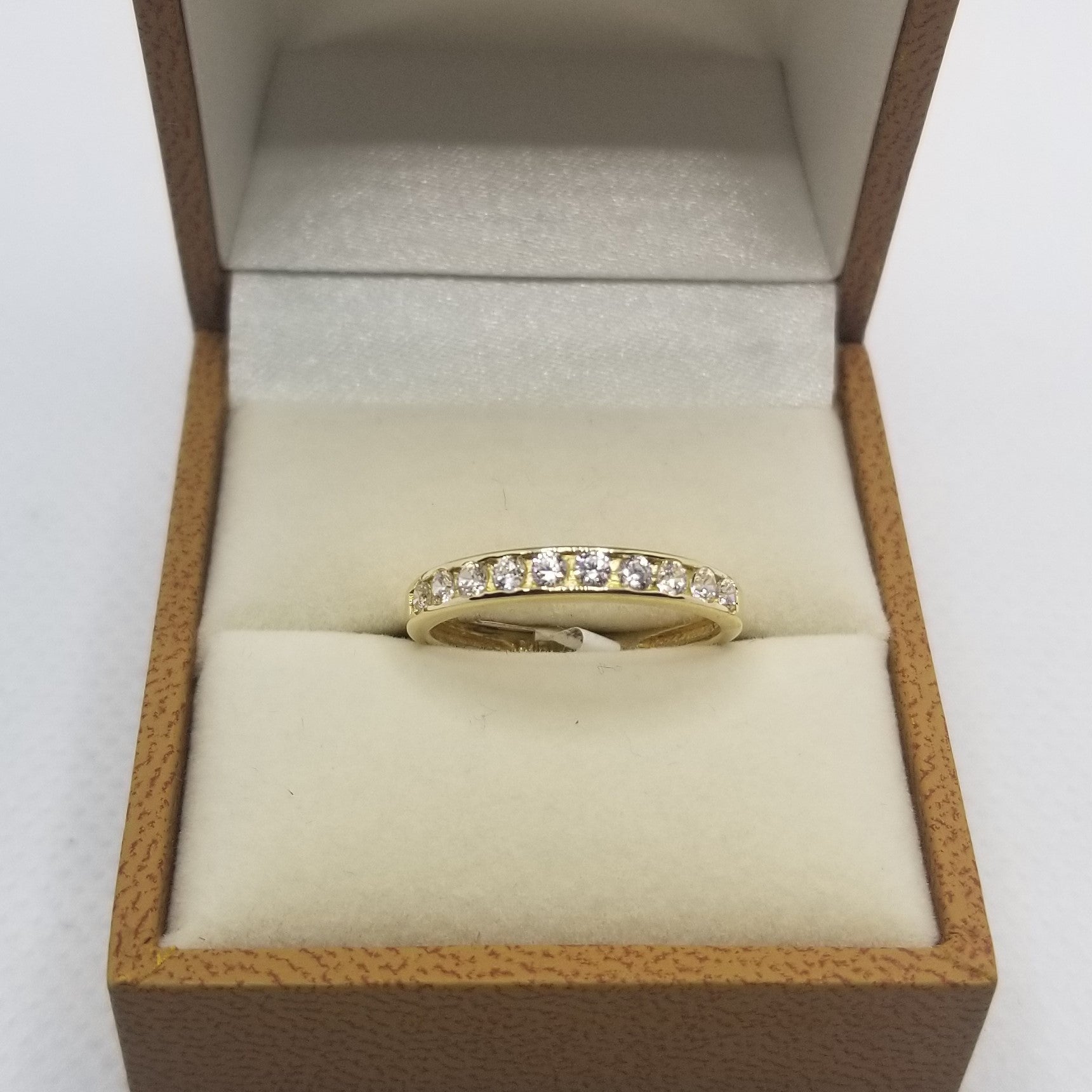 Anillo Churumbela 14k 1fila circonias