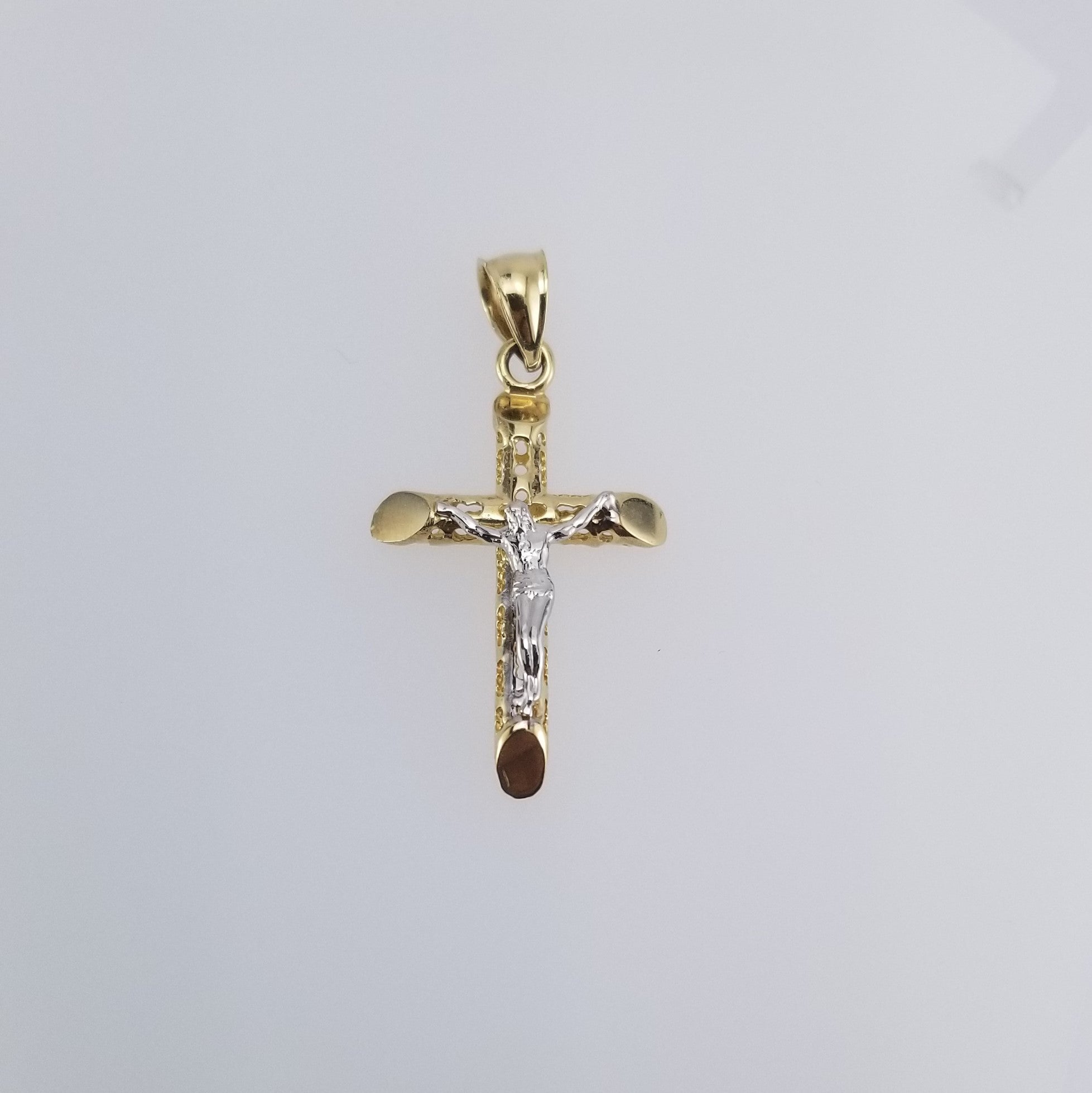 Cristo 10k Combinado Cruz filigrana