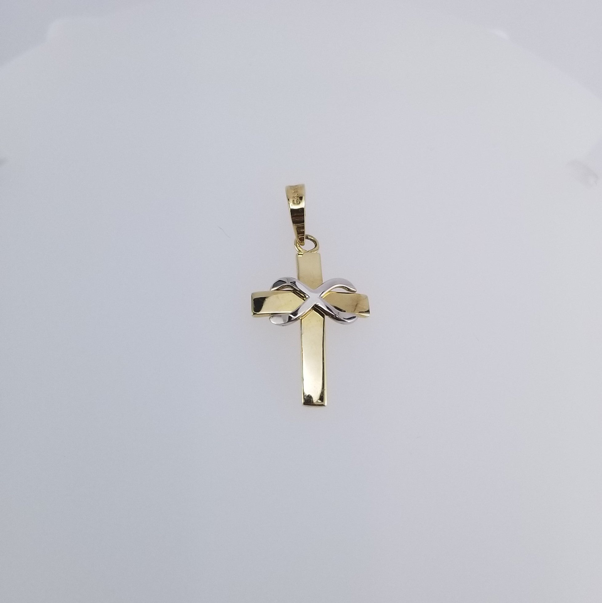 Cruz 10k Plana con Infinito Platinado