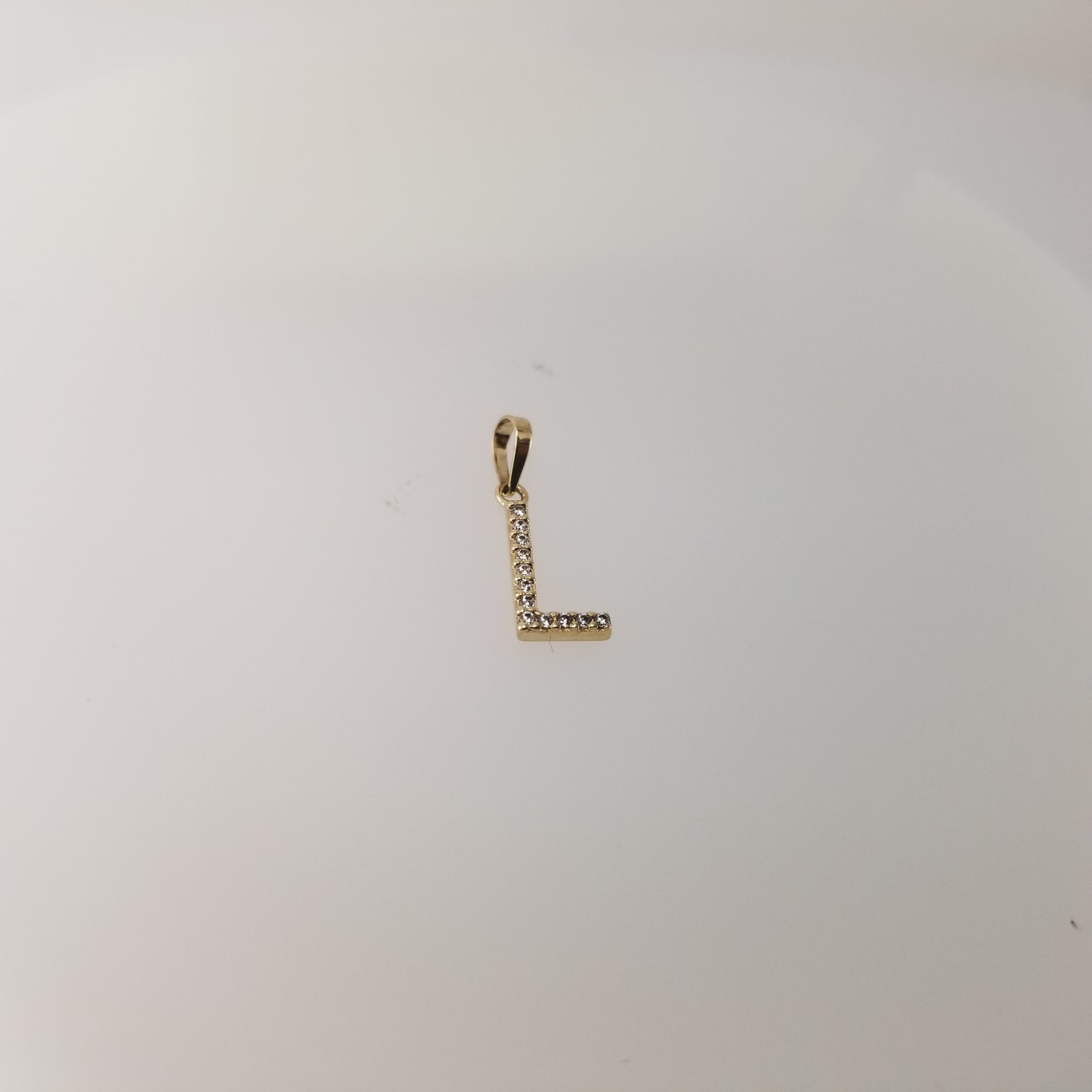 Dije 10k Letra L circonias 1cm