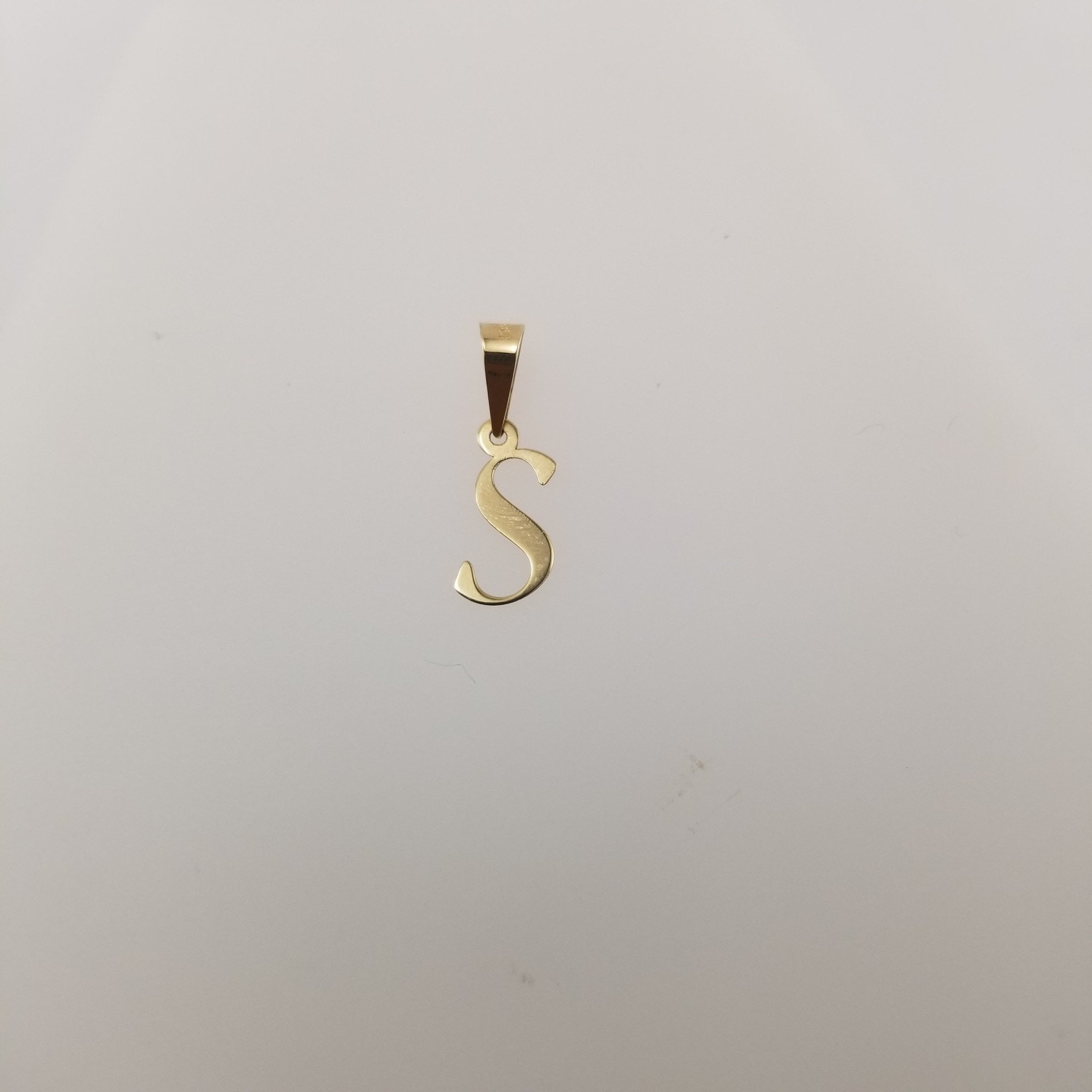 Dije 10k Letra S 15mm