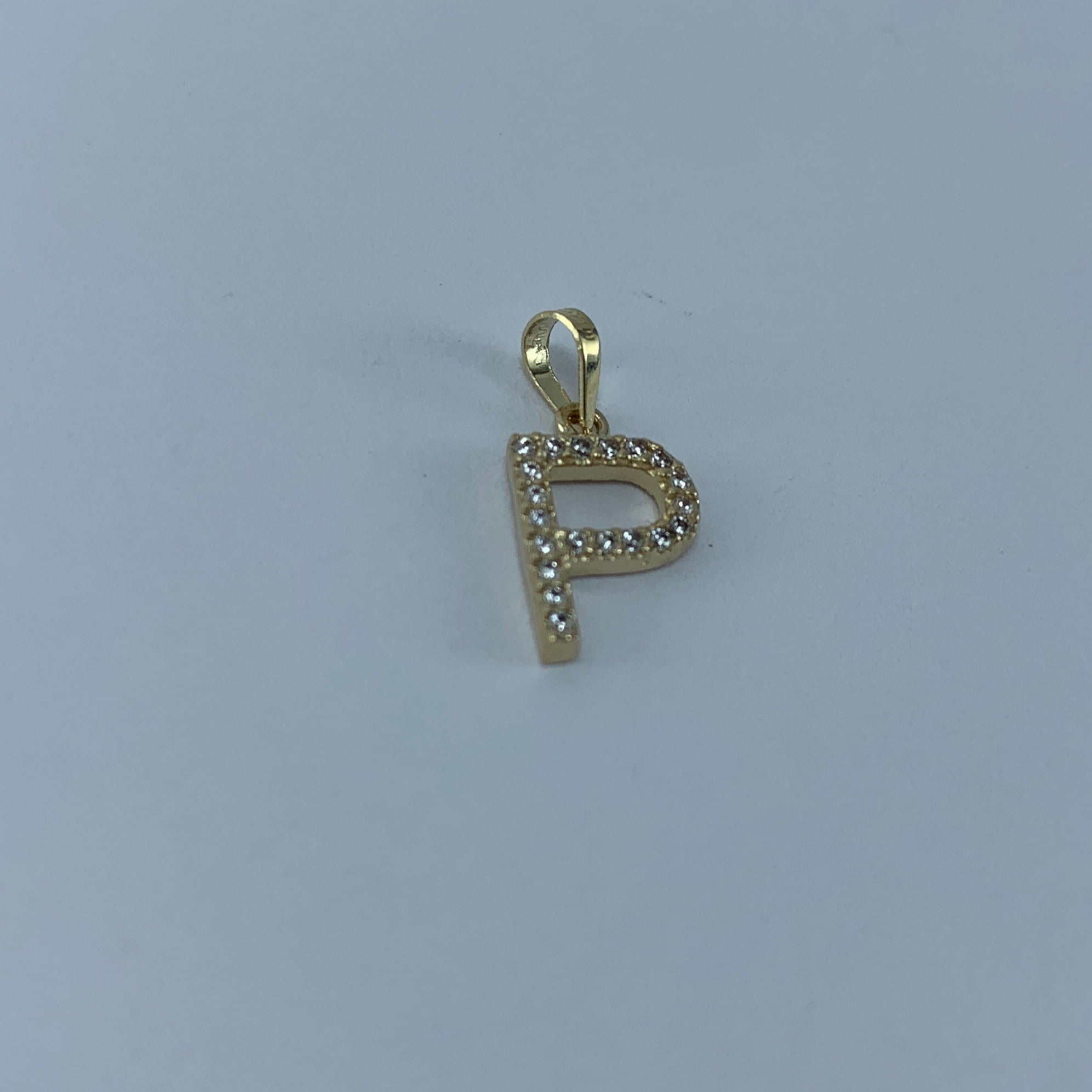 Dije 10k Letra P 10mm Circonias