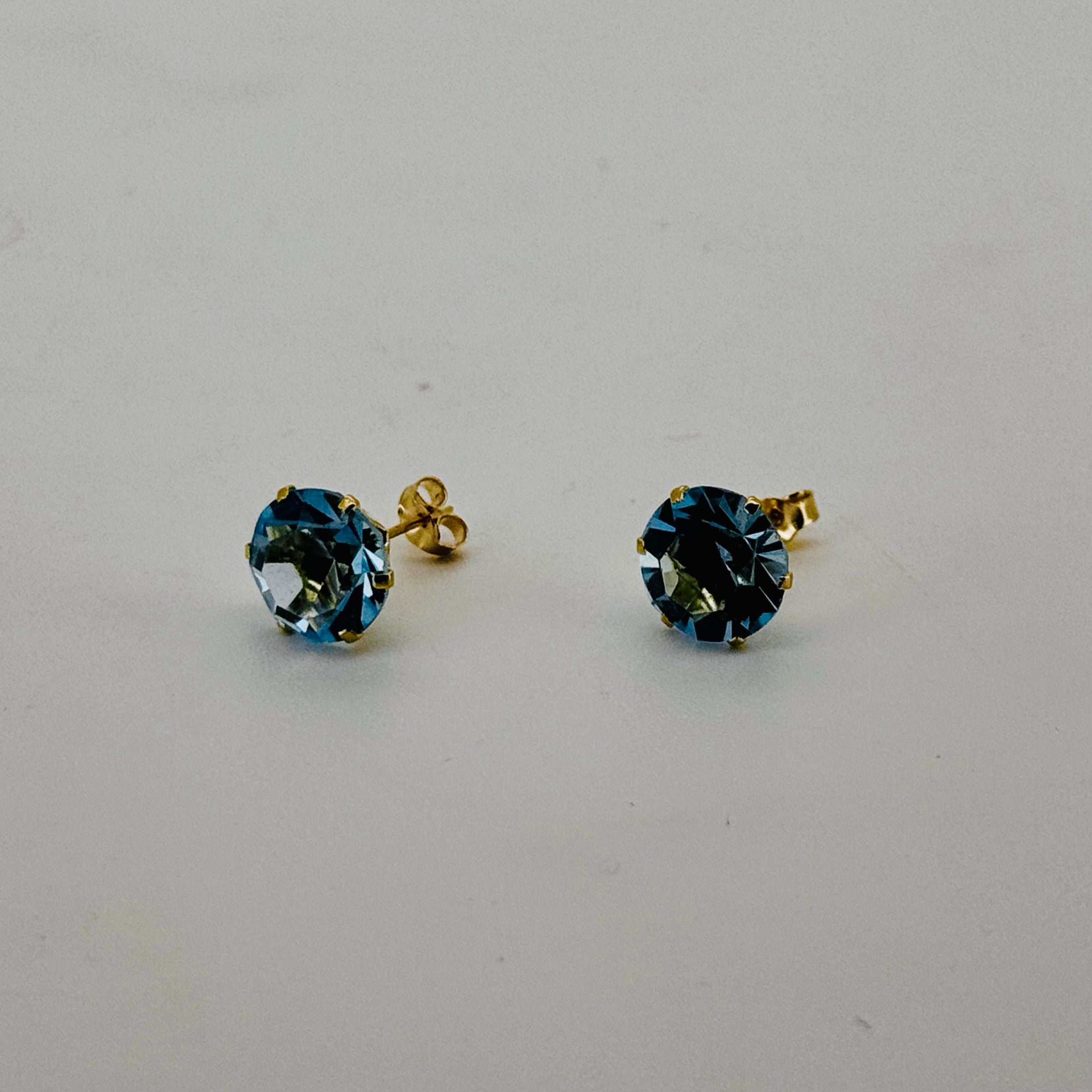 Broquel 10k circonia 8mm
