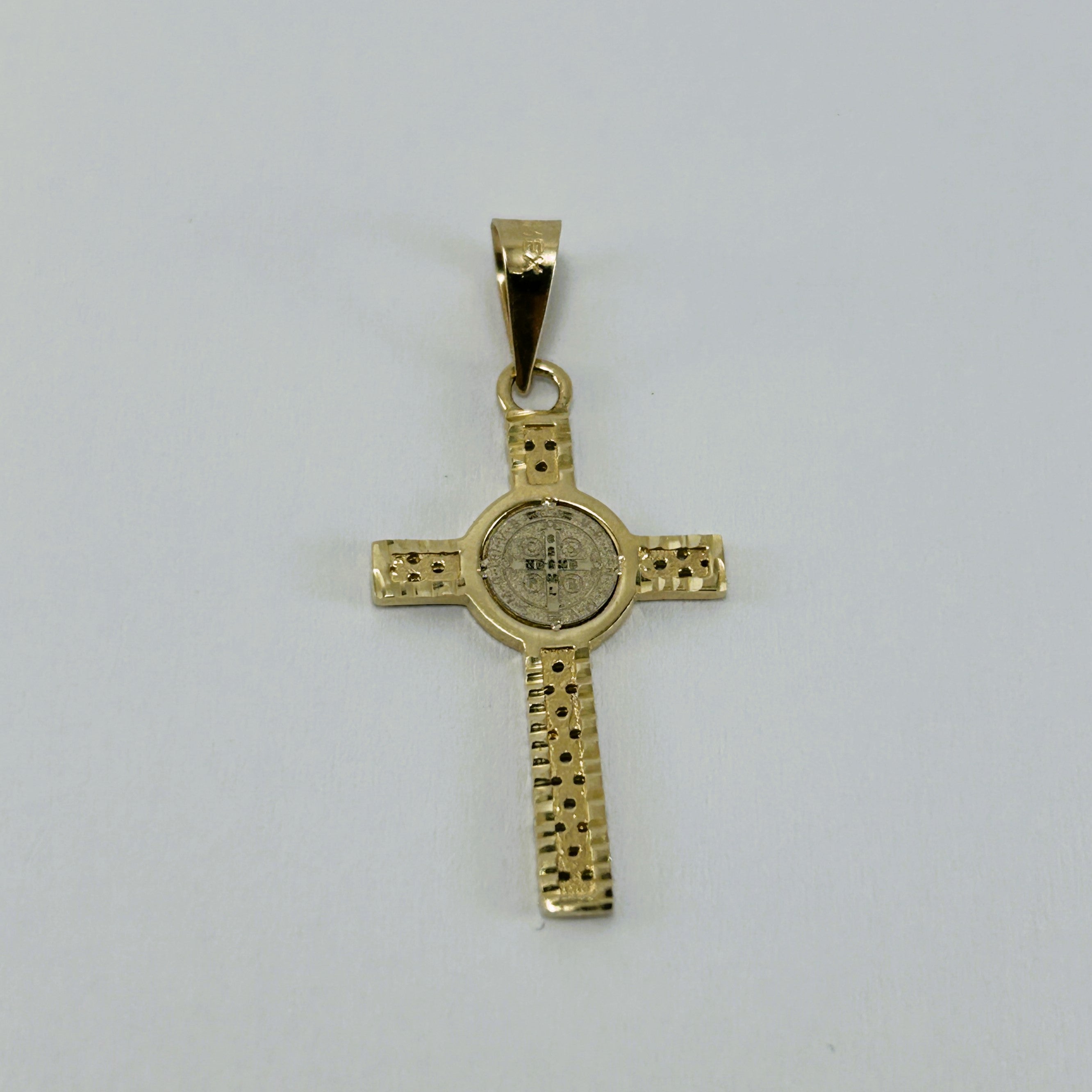 Cruz 10k San benito Plana 24x16mm