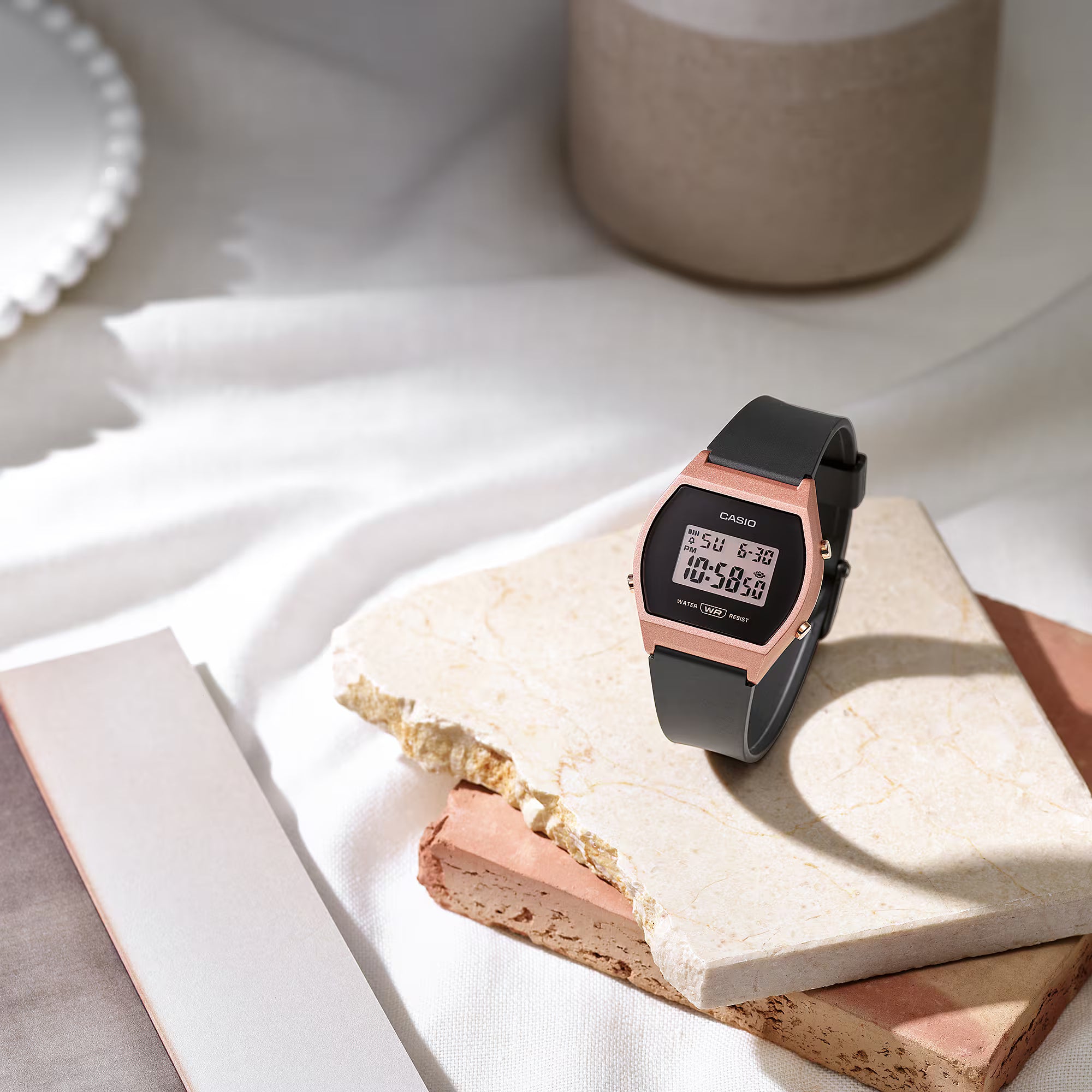 Reloj Casio LW-204-1ACF