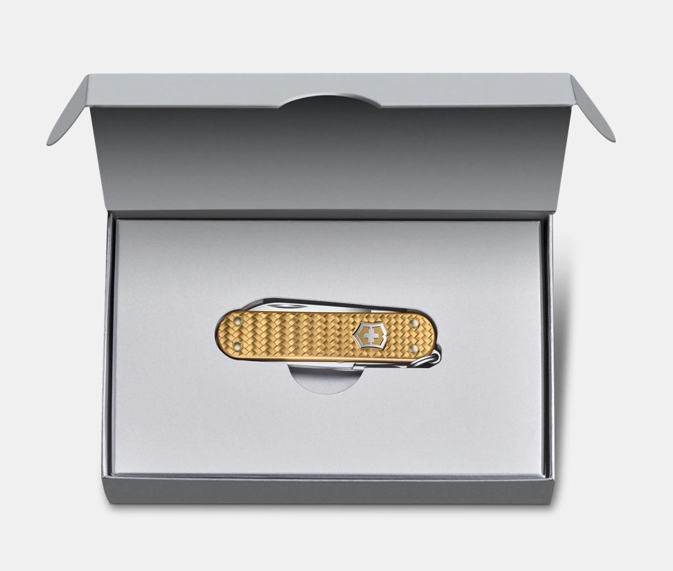 Navaja Victorinox Classic Precious Alox 0.6221.408G