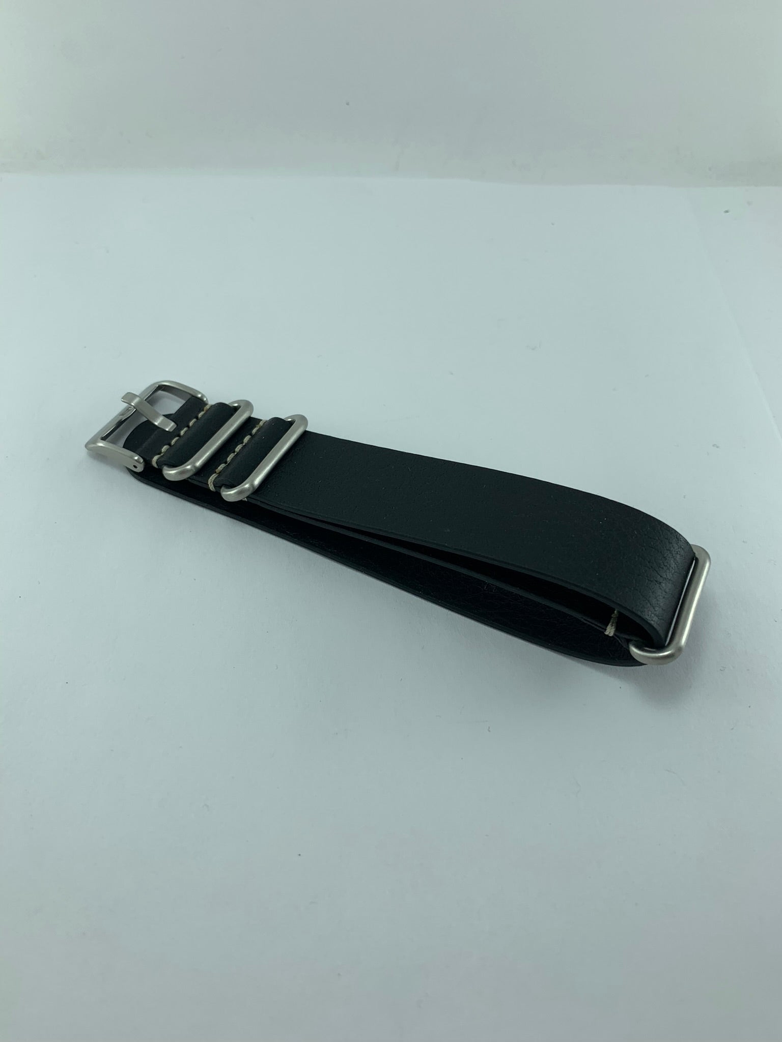 Correa Piel Negro 1000 22mm (Nato)