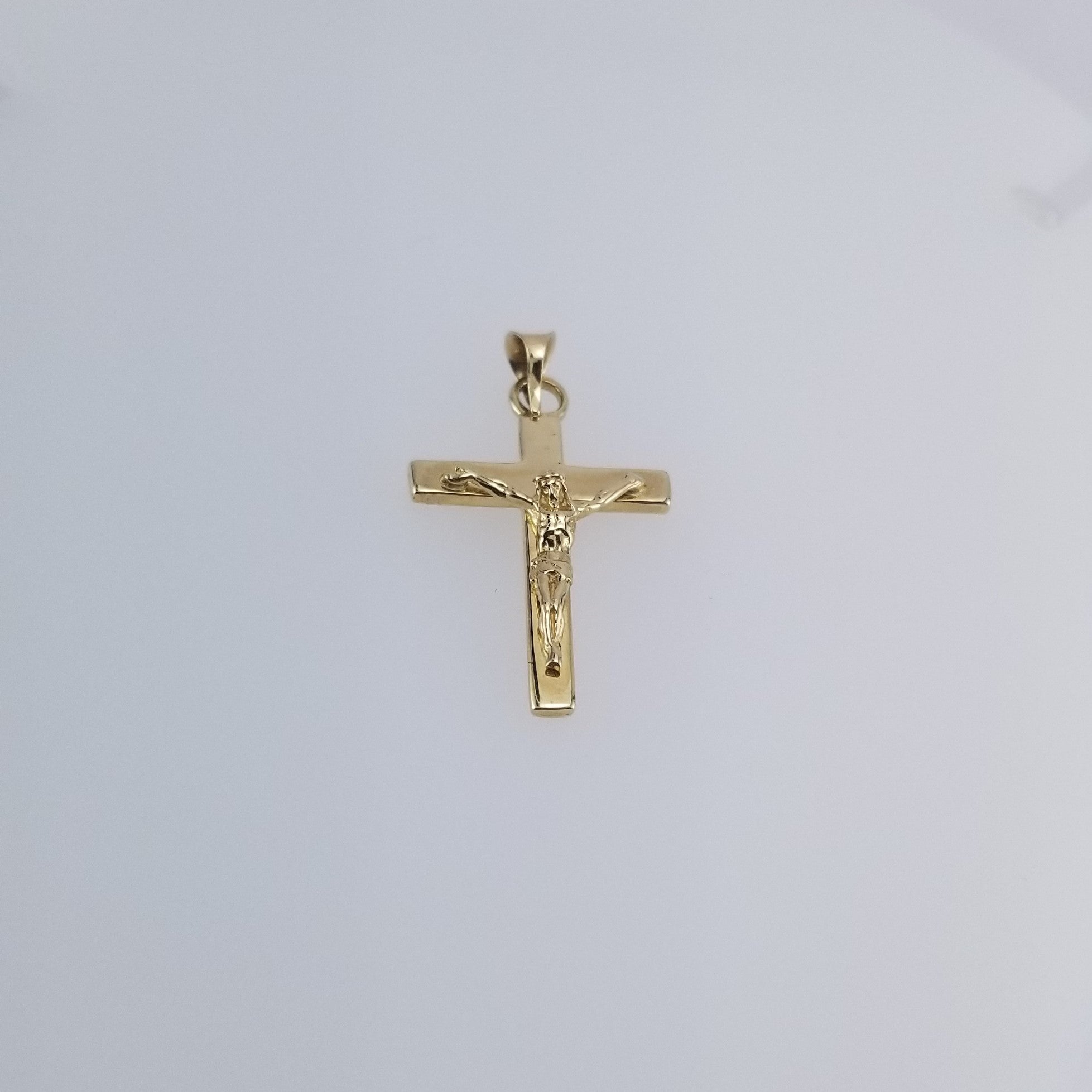 Cristo Tradicional 10k Cruz plana
