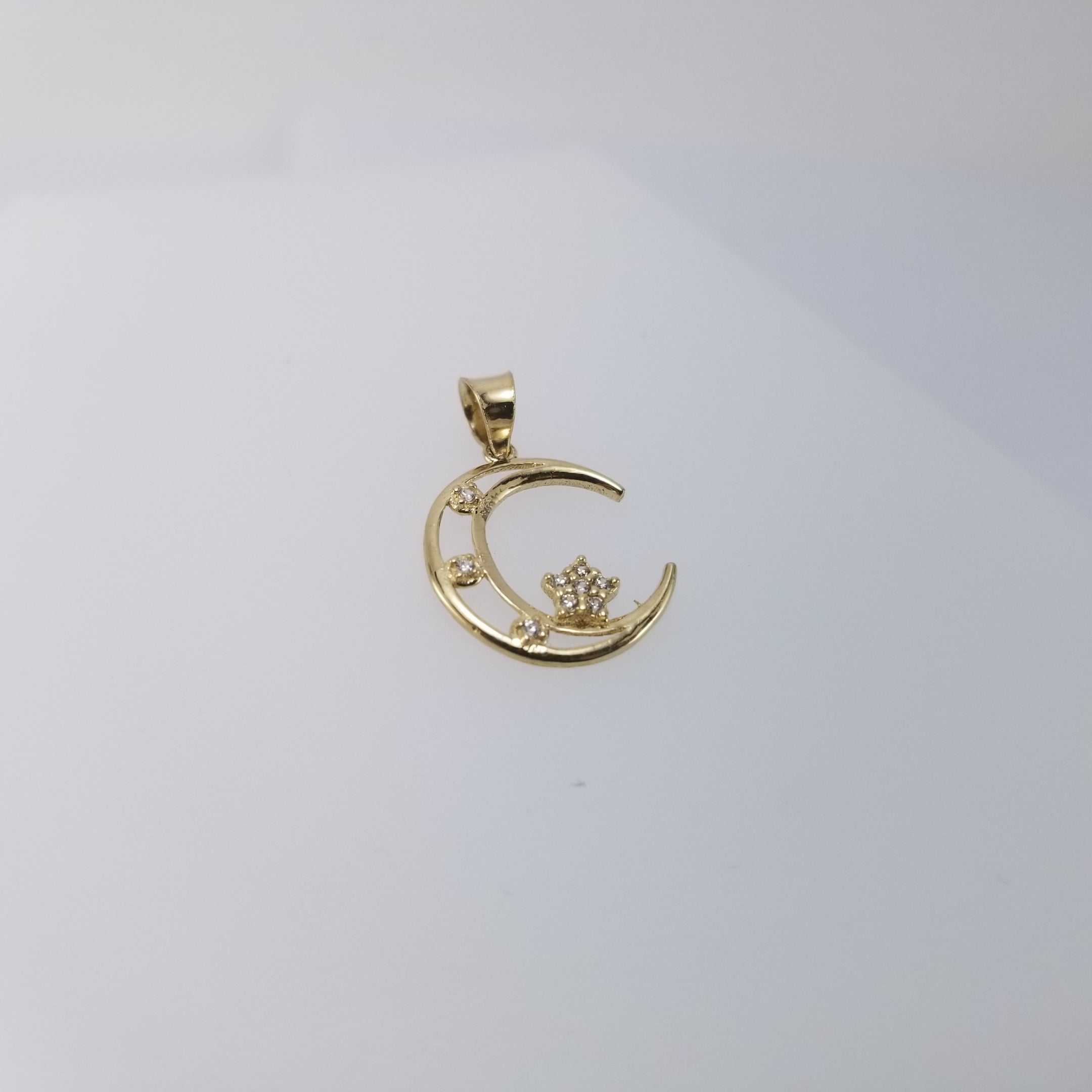 Dije 10k Luna con estrellas