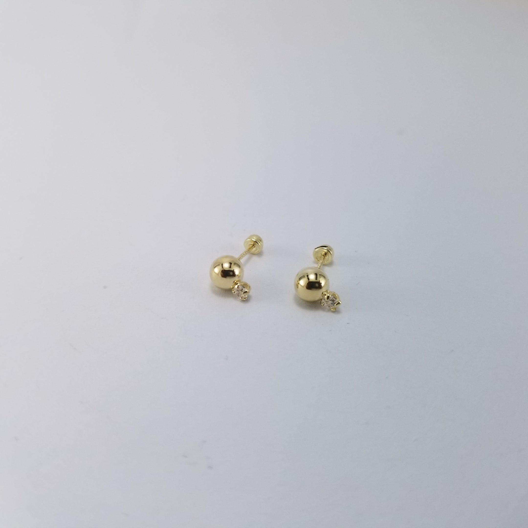 Broqueles 14k Bola 4mm con circonia 2mm
