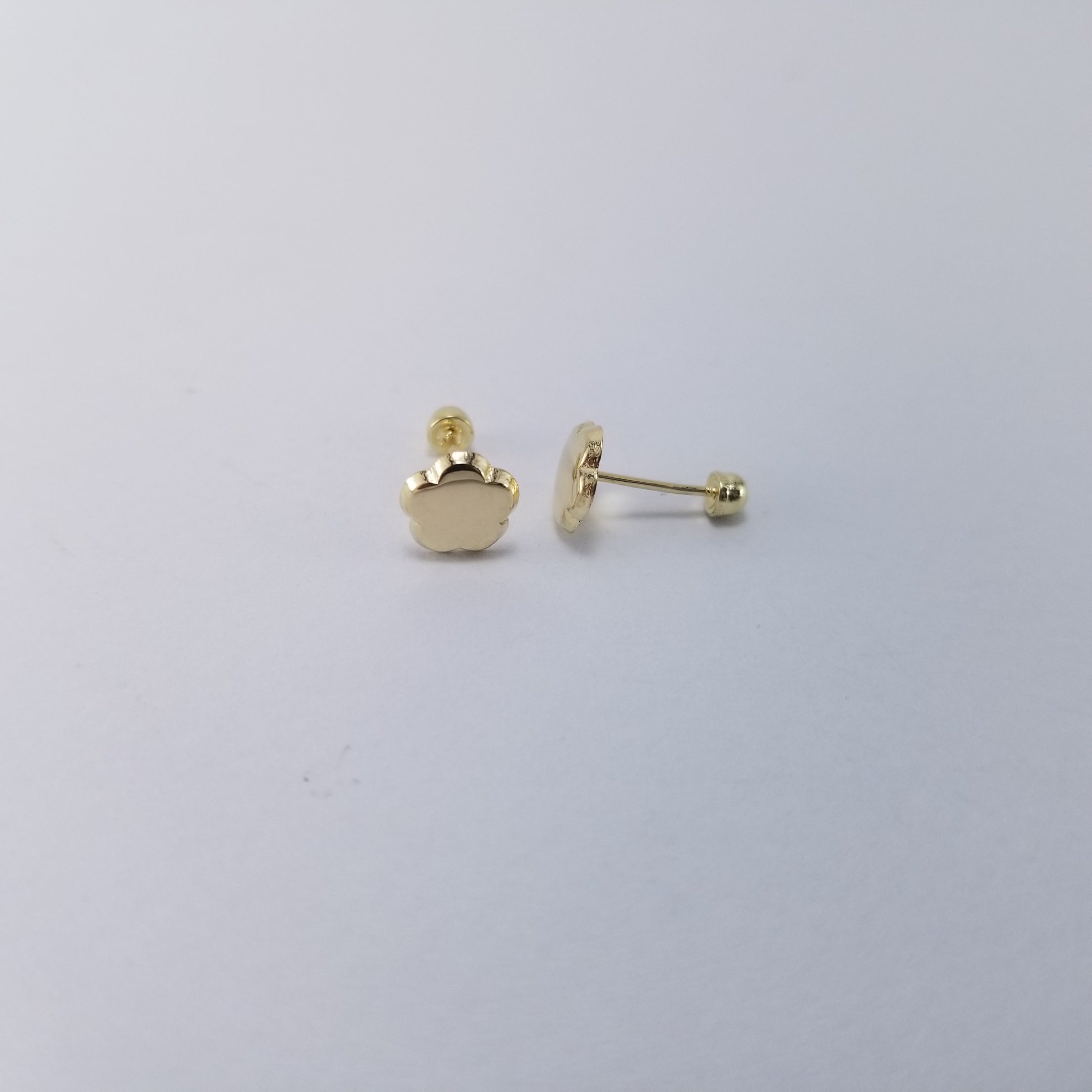 Broquel 10k Flor lisa Lustre 6mm