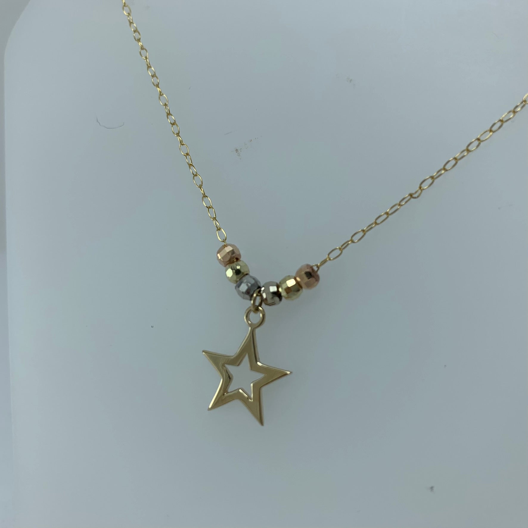 Gargantilla 10k Estella con bolitas florentinas