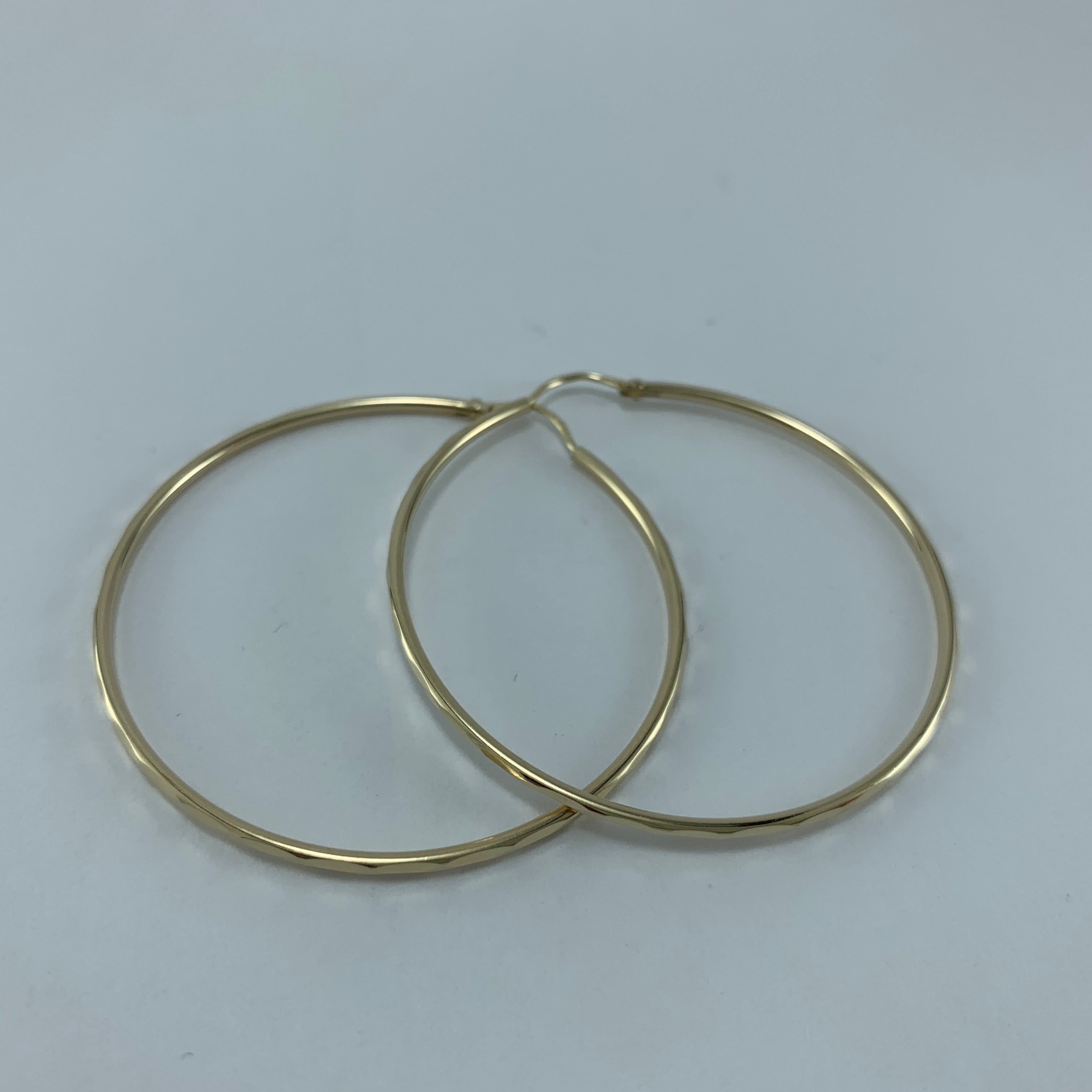 Arracada 10k Facetada Redonda 50 mm