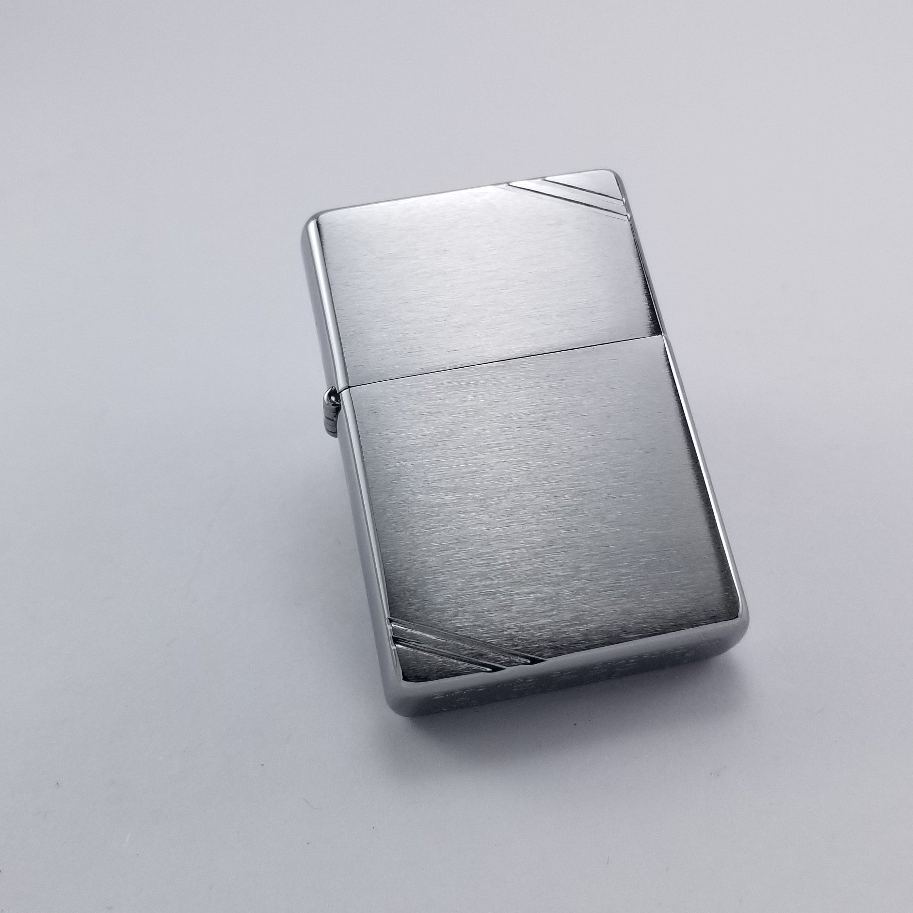 Encendedor Zippo MZ230