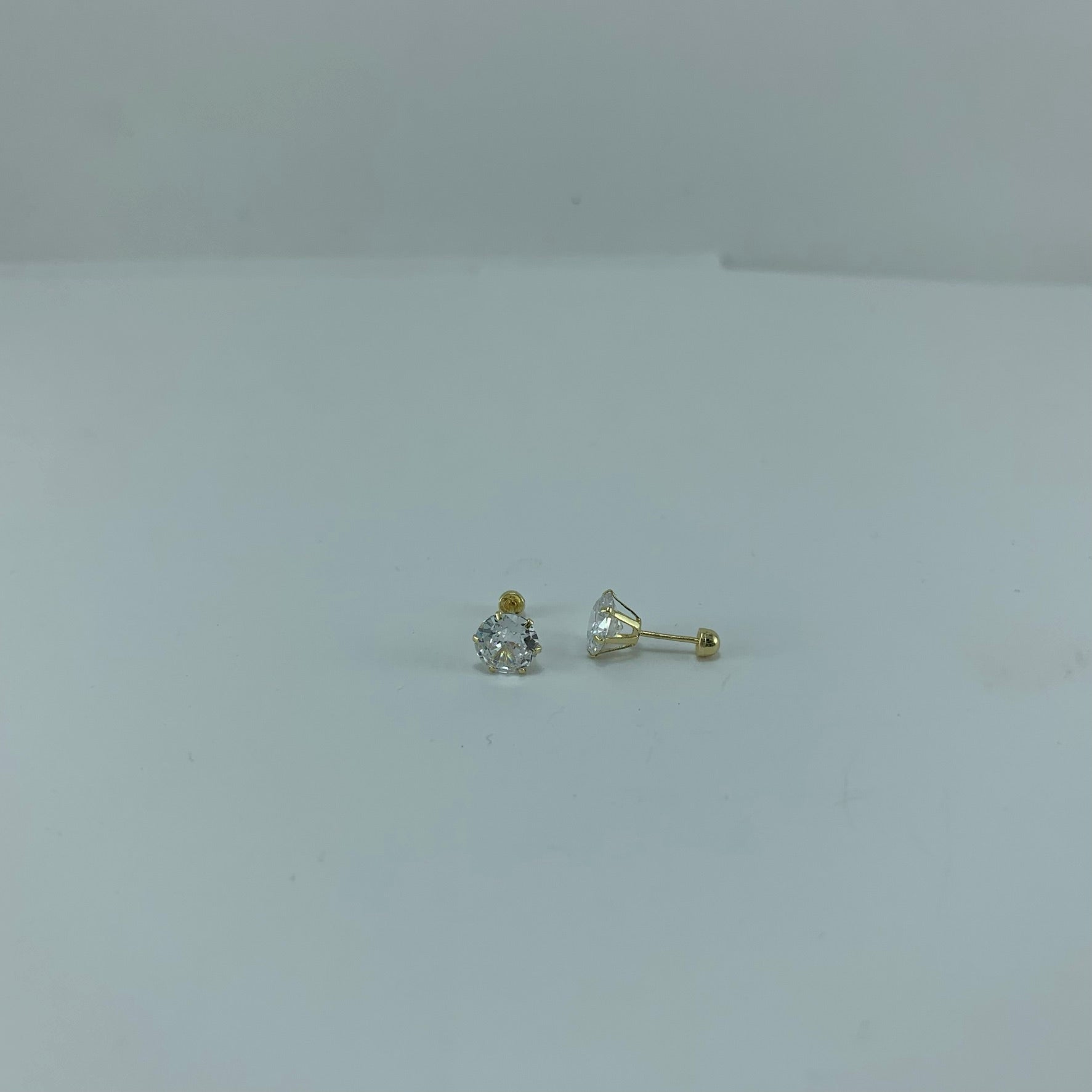 Broquel 10k circonia marquise 6x3mm