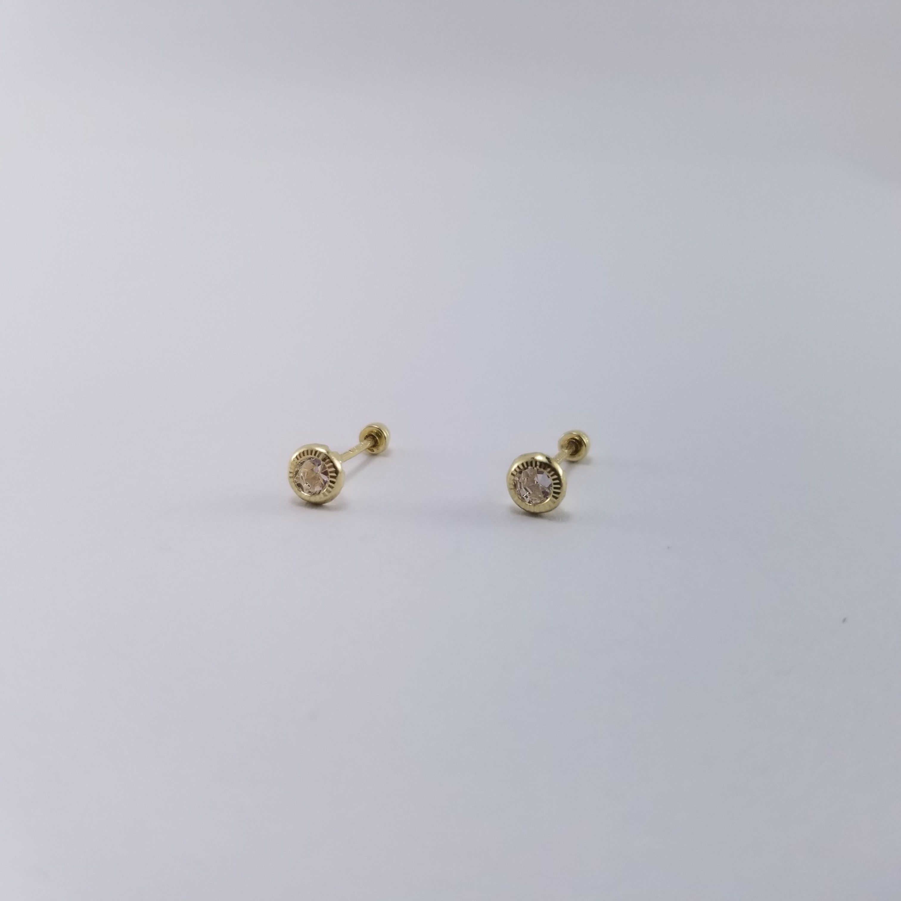 Broquel 10k circonia Bisel diamantado 4mm