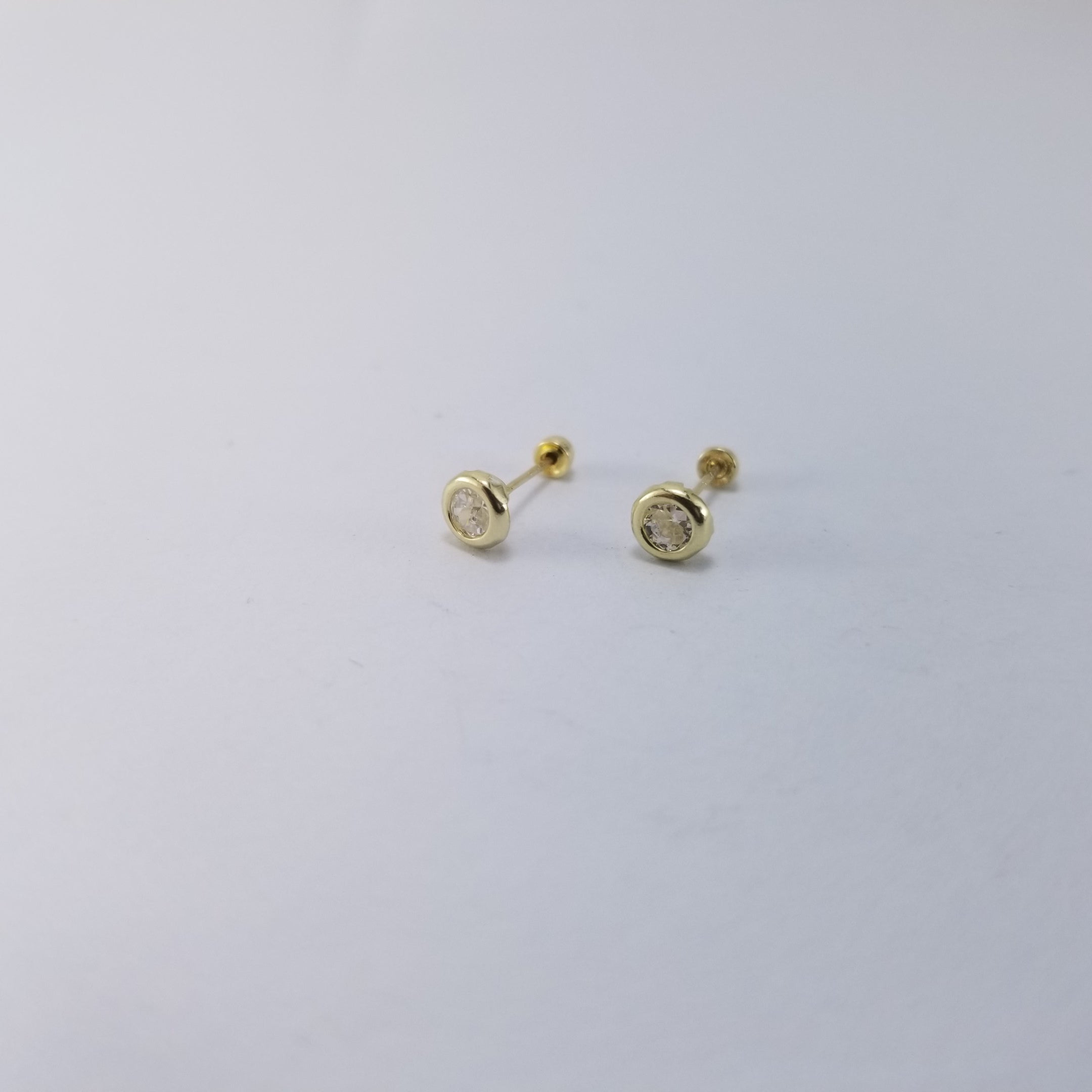 Broqueles 14k Bisel Redondo Liso 4mm