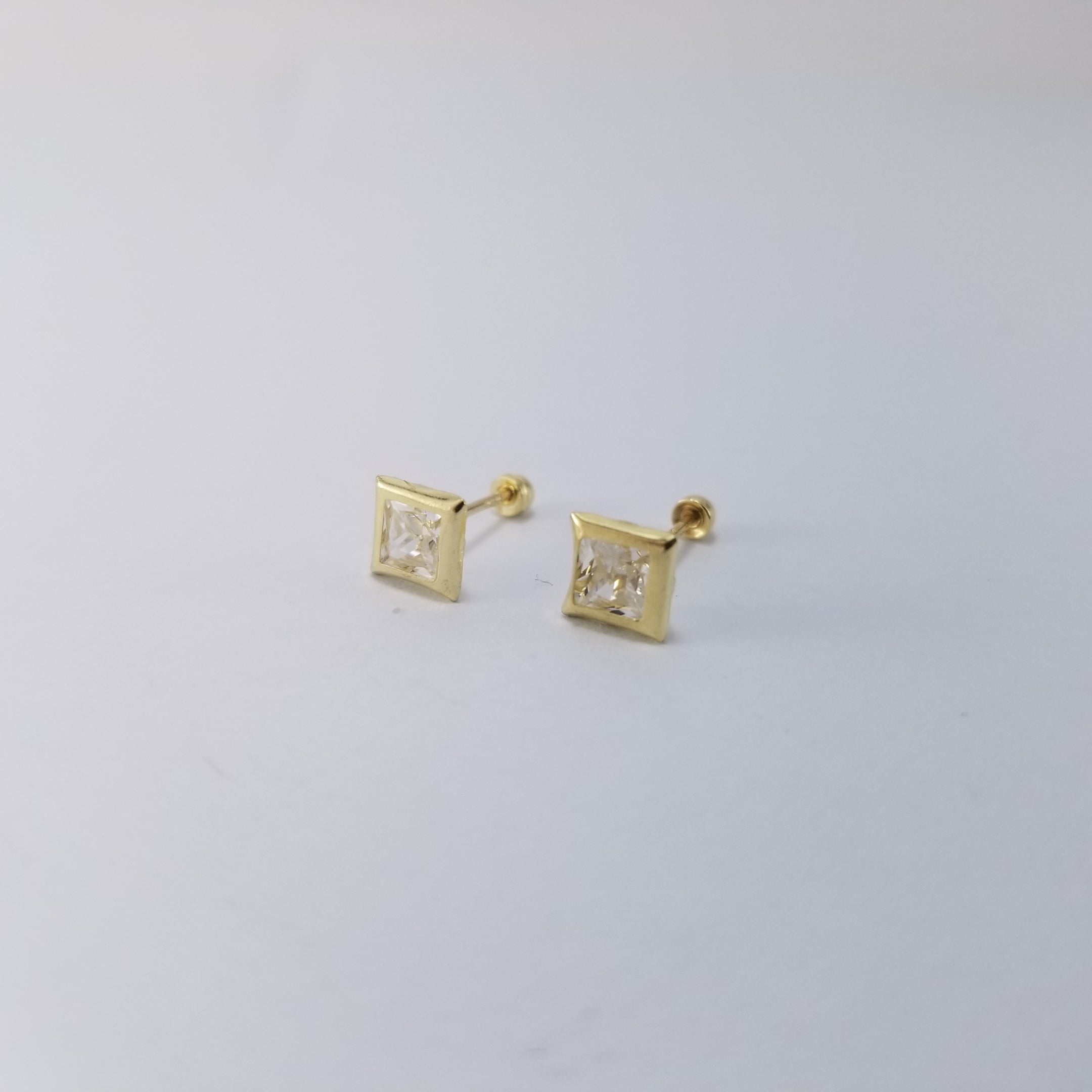 Broqueles 10k Biselado Cuadrado 5mm